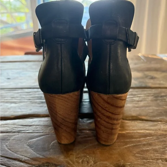 Free People Cedar Clog - Black - Picture 4 of 7